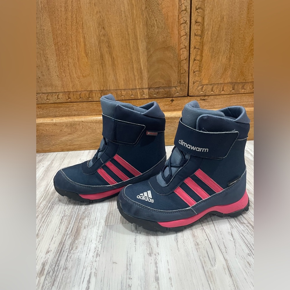 Kids Adidas Climawarm Snow Boots Size 11 - Picture 3 of 5